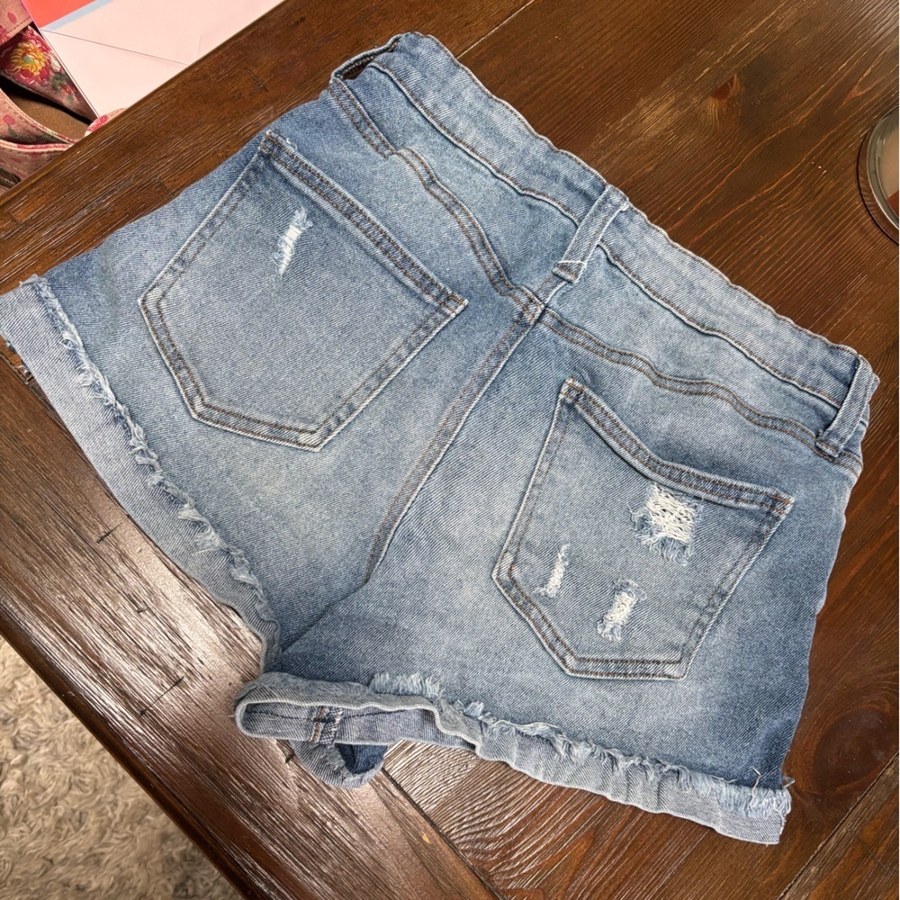 CELEBRITY PINK Distressed Frayed Blue Jean Shorts Size 11/30